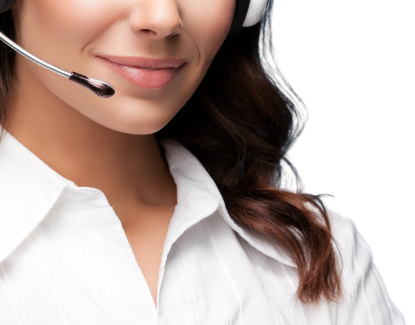 Une jeune femme avec un micro pour la formation de secrétaire médicale ESSR